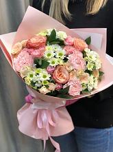 Букет цветов из:  Гвоздики, Розы и Хризантемы в Керчи
